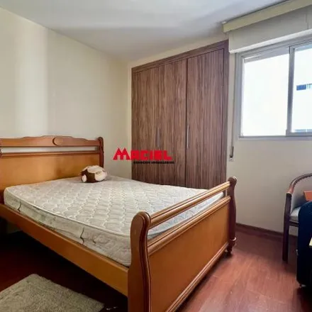 Buy this 3 bed apartment on Rua Maestro Egydio Pinto 158 in Jardim São Dimas, São José dos Campos - SP