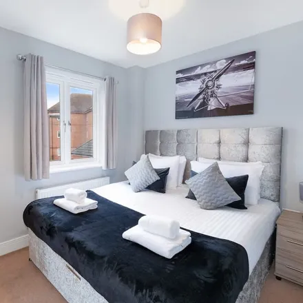 Rent this 3 bed apartment on Spelthorne in TW19 7FE, United Kingdom