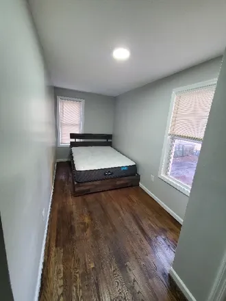 Rent this 1 bed room on 67 Fabyan Place in Newark, NJ 07108