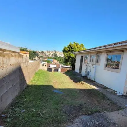Image 1 - 701 Road, Montford, Chatsworth, 4030, South Africa - Apartment for rent