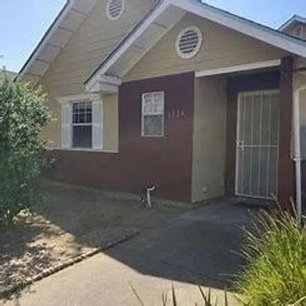 Buy this 9 bed house on Y Street 1st Avenue Alley in Sacramento, CA 95817