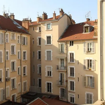 Image 9 - Notre-Dame - Musée, Place de Lavalette, 38000 Grenoble, France - Apartment for rent