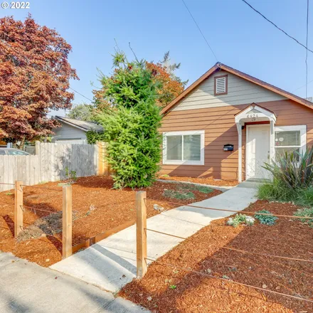 Buy this 2 bed house on 6424 Southeast 70th Avenue in Portland, OR 97206