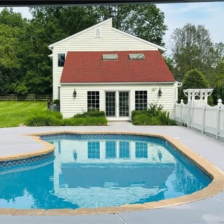 Buy this 4 bed house on 2 Sheafe Cir in Rock Tavern, New York