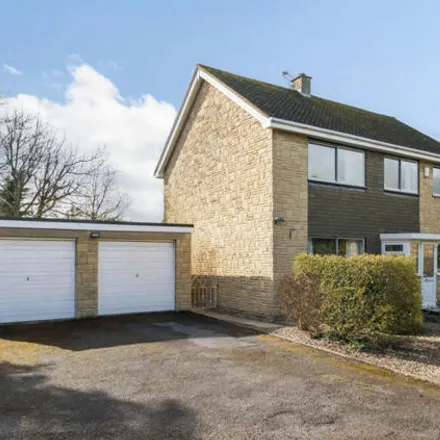 Buy this 4 bed house on 10 Station Road in Bishop's Cleeve, GL52 8HH