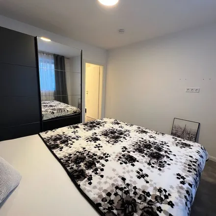 Rent this 3 bed apartment on Meschenicher Straße 10 in 50354 Hürth, Germany