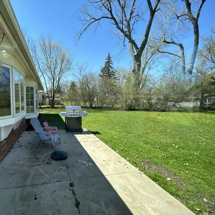 Rent this 3 bed house on 94 Kirk Lane in Troy, MI 48084