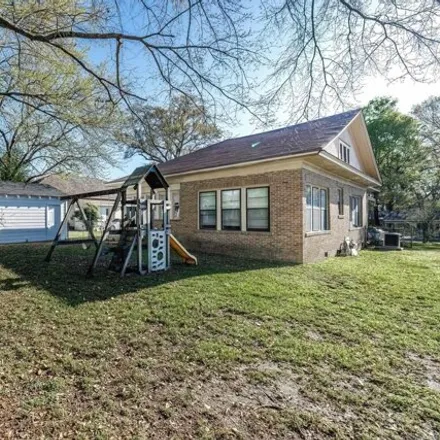 Image 5 - Wesley Foundation Methodist, North 11th Street, Arkadelphia, AR 71923, USA - House for sale