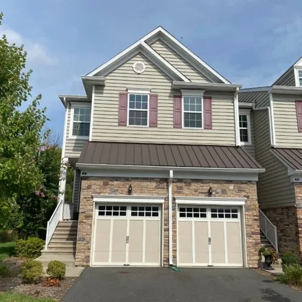Rent this 3 bed townhouse on 38 Braeburn Drive in Montgomery Township, NJ 08558