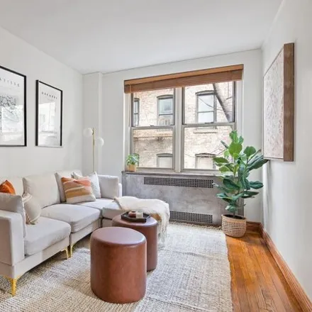 Image 1 - 225 East 47th Street, New York, NY 10017, USA - Apartment for sale