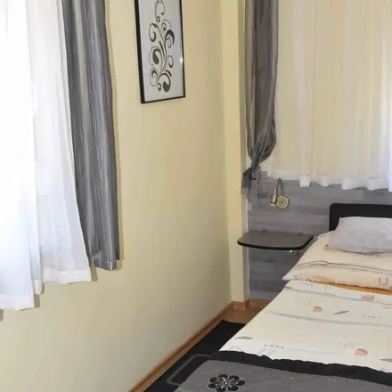 Rent this 2 bed house on Gyenesdiás in Balaton utca, 8315