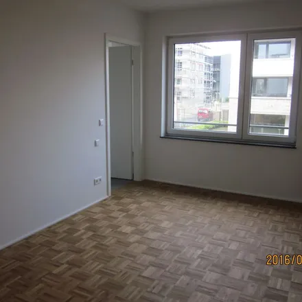 Rent this 4 bed apartment on Eugen-Kaufmann-Straße 4 in 60438 Frankfurt, Germany