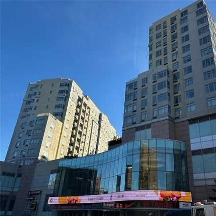 Buy this 1 bed condo on 131-07 40th Road in New York, NY 11354