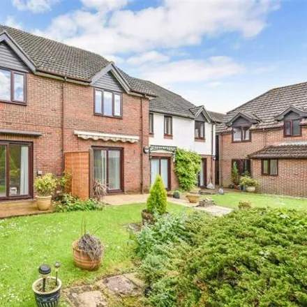 Image 1 - Carter's Meadow, Test Valley, SP10 4AE, United Kingdom - Townhouse for sale