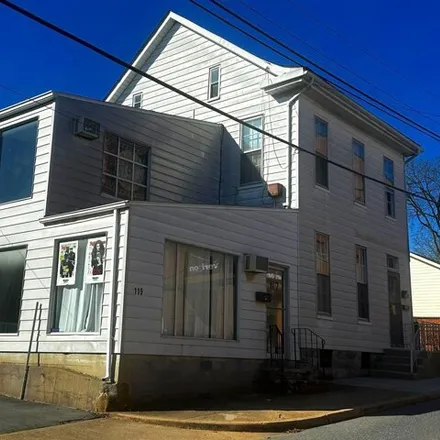 Buy this 5 bed house on 117-119 W Antietam St in Hagerstown, Maryland