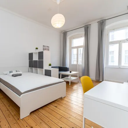 Rent this studio apartment on Immanuelkirchstraße 17 in 10405 Berlin, Germany