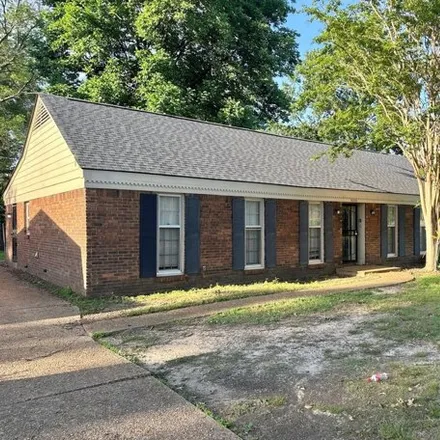 Buy this 3 bed house on 5220 Knight Arnold Road in Memphis, TN 38118
