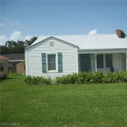 Buy this 2 bed house on 419 East Pasadena Avenue in Clewiston, Hendry County