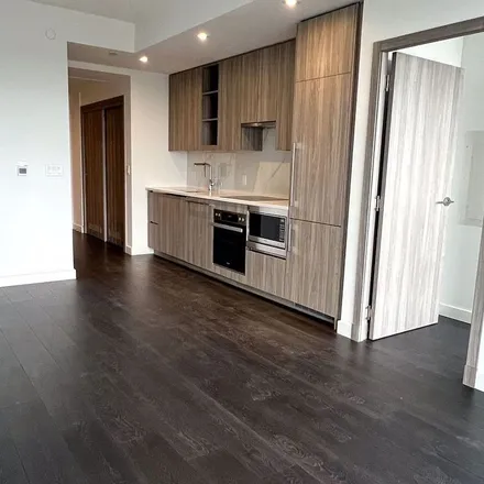 Image 8 - 118 McMahon Drive, Toronto, ON M2K 1C2, Canada - Apartment for rent