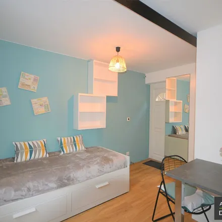 Rent this 1 bed apartment on 111 Rue de Courbevoie in 92000 Nanterre, France