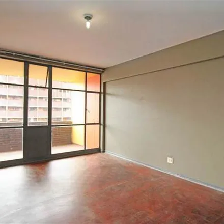 Image 3 - Kapteijn Street, Doornfontein, Johannesburg, 2001, South Africa - Apartment for rent