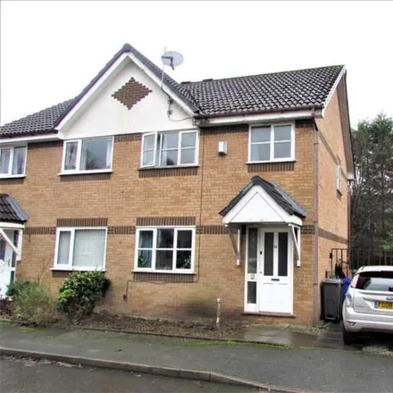 Buy this 3 bed duplex on Gaskell Street in Manchester, M40 1BF