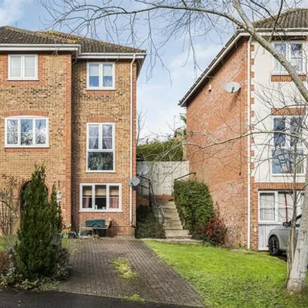 Buy this 4 bed townhouse on Coltsfoot Close in Burghfield Common, RG7 3JT