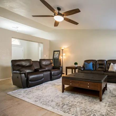 Image 8 - 8328 Wilson Hurley Court Northeast, Albuquerque, NM 87122, USA - House for sale