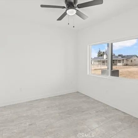 Image 9 - 14133 Quinnault Road, Apple Valley, CA 92307, USA - House for rent