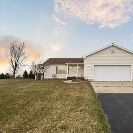 Buy this 3 bed house on Meadow View Drive in Bushnell Township, MI
