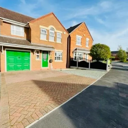Rent this 4 bed house on Meadowsweet Way in Wimblebury, WS12 2GS
