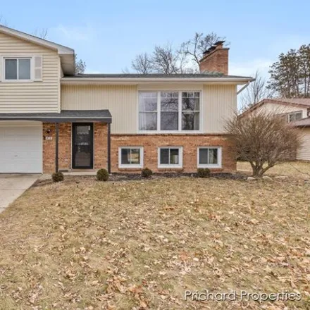 Buy this 3 bed house on 5478 Blaine Avenue Southeast in Kentwood, MI 49508
