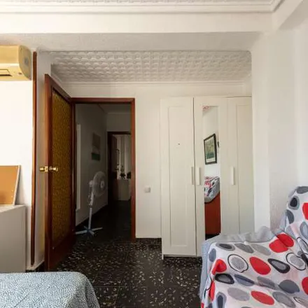 Image 7 - Carrer de Clarachet, 4, 46015 Valencia, Spain - Apartment for rent