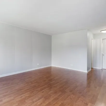 Image 3 - 5534 N Kenmore Ave Apt 400, Chicago, Illinois, 60640 - Apartment for rent