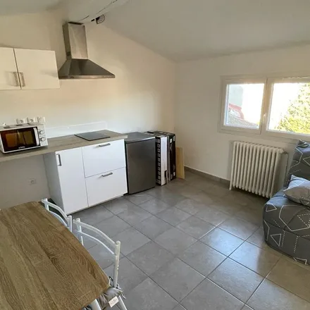 Rent this 1 bed apartment on 10 Avenue des Déportés de la Résistance aixoise in 13100 Aix-en-Provence, France