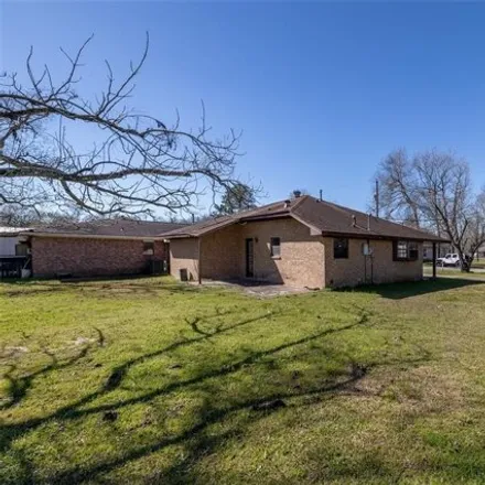 Image 9 - 1122 East Avenue, Cleveland, TX 77327, USA - House for sale