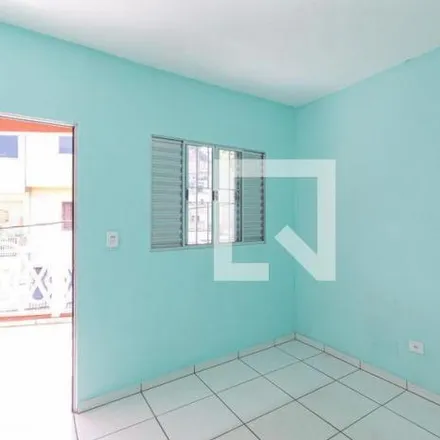 Rent this 2 bed house on Rua Maria dos Anjos da Conceição in Padroeira, Osasco - SP