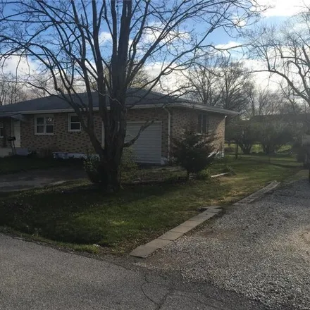 Image 2 - 179 South 13th Street, Bowling Green, MO 63334, USA - House for sale