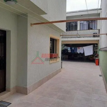 Buy this 4 bed house on Rua das Rosas 442 in Mirandópolis, São Paulo - SP