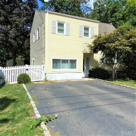 Buy this 3 bed house on 10 Kline Place in Dunellen, Middlesex County