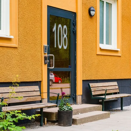 Rent this 2 bed apartment on Kapellvägen in 804 23 Gävle, Sweden