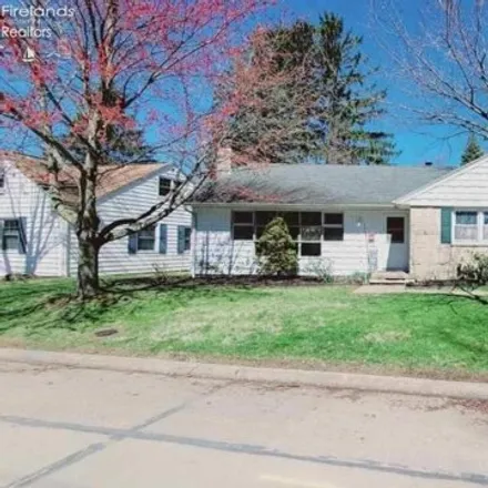 Buy this 3 bed house on Seneca Drive in Chaska Beach, Huron