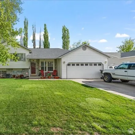 Image 1 - 1045 West 1640 North, Clinton, UT 84015, USA - House for sale