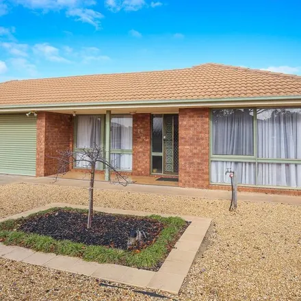 Rent this 5 bed house on Mildura in Victoria, Australia