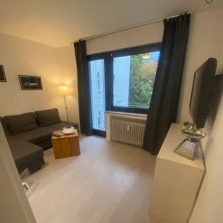 Image 2 - Rhöndorfer Straße 96, 50939 Cologne, Germany - Apartment for rent