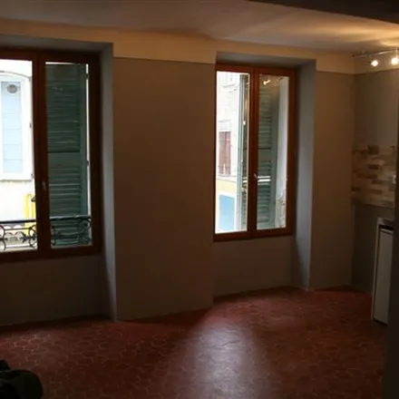 Image 3 - Place Paul Isnard, 06220 Vallauris, France - Apartment for rent