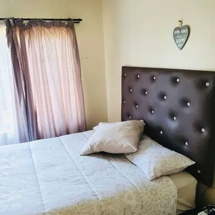 Rent this 2 bed apartment on unnamed road in Msunduzi Ward 27, Pietermaritzburg