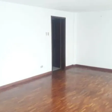 Rent this 2 bed apartment on Nitrolate in Avenida General Eloy Alfaro N34-26, 170504