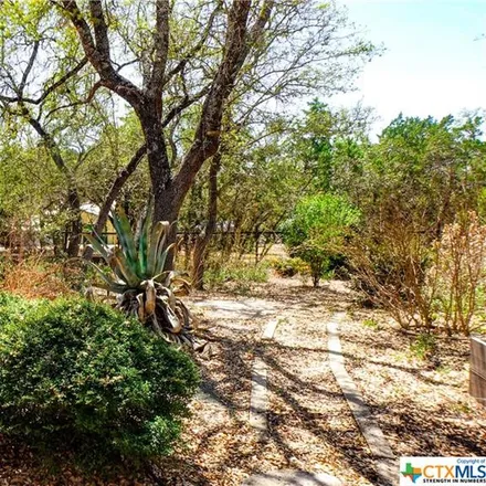 Image 4 - 8001 Fawn Creek Drive, Comal County, TX 78070, USA - House for sale