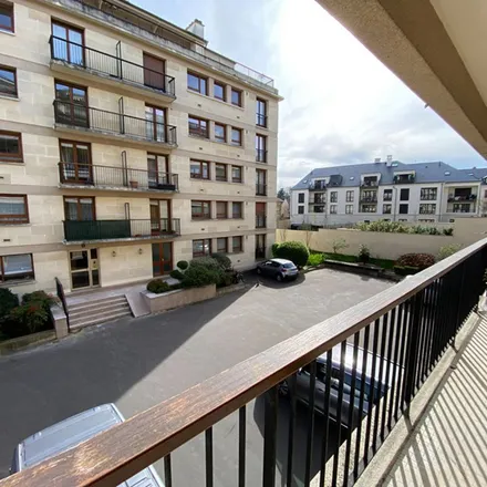 Rent this 3 bed apartment on 1 Rue Antoine Coysevox in 78000 Versailles, France